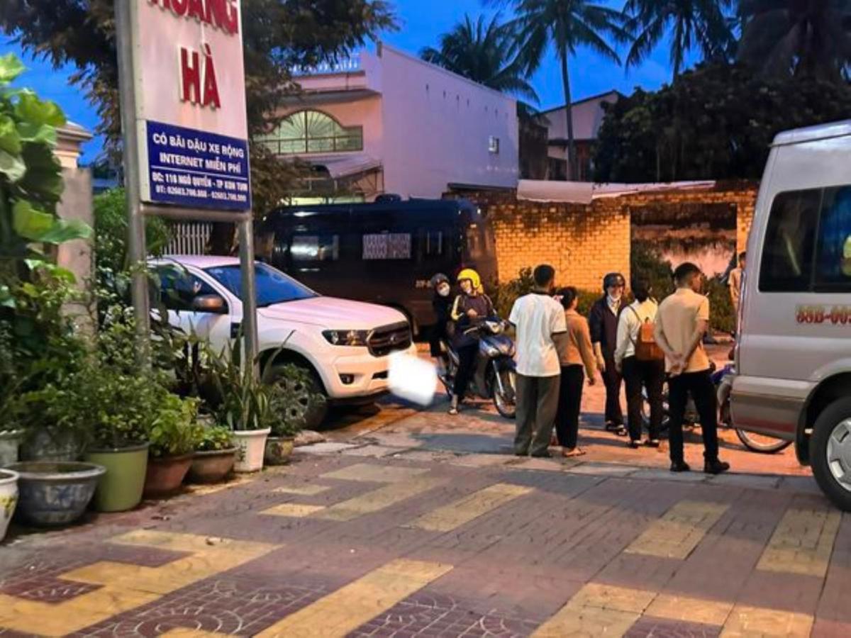 Truc Hoang Ha Hotel Kon Tum Dış mekan fotoğraf