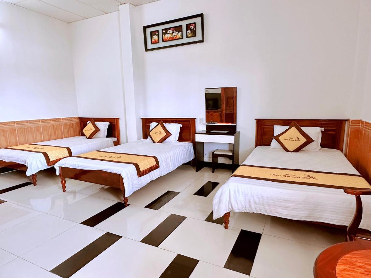 Truc Hoang Ha Hotel Kon Tum Dış mekan fotoğraf